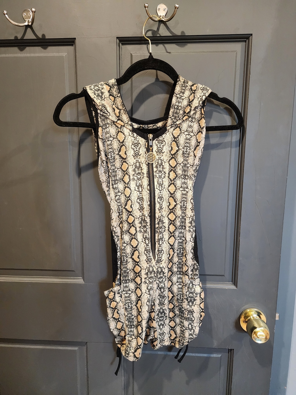 Noralina Festival Jumper / Romper Snake-Print